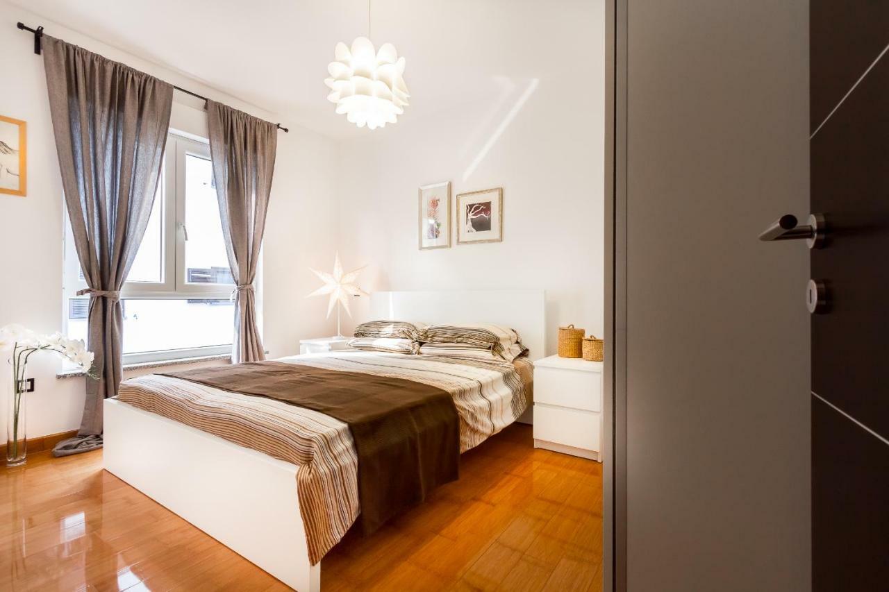 City Stylish Apartment Pula Extérieur photo