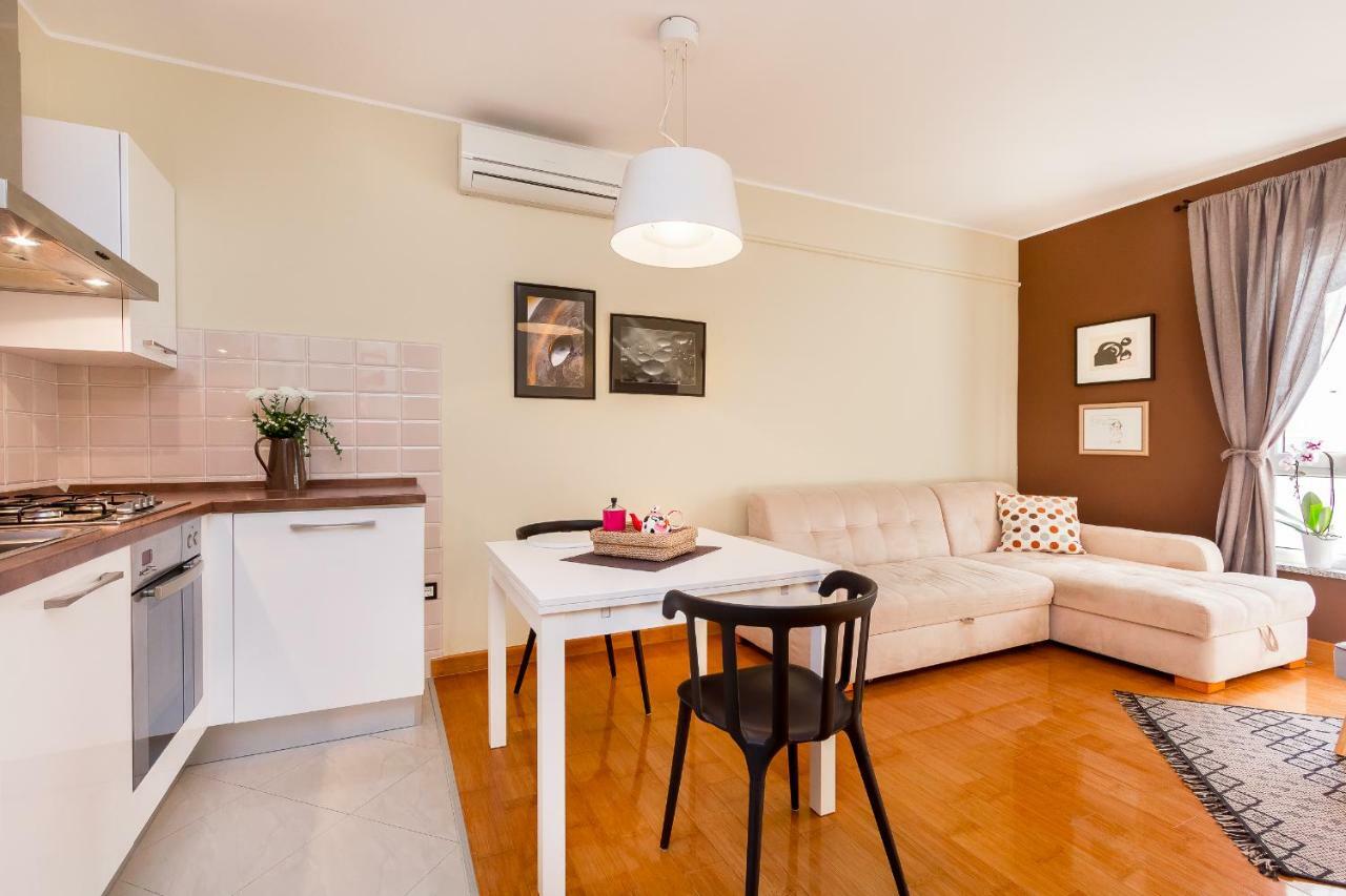 City Stylish Apartment Pula Extérieur photo
